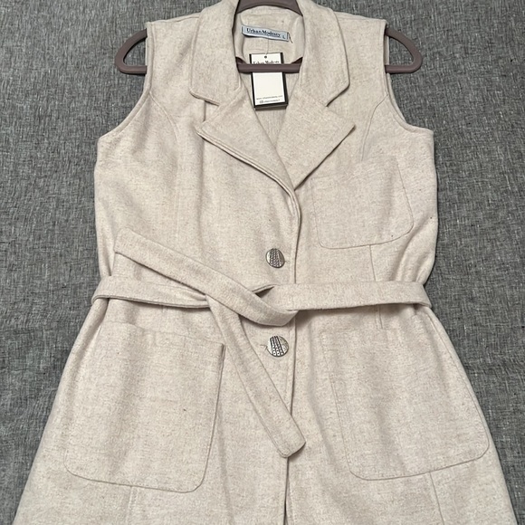 Women’s BUTTON DOWN BELTED VEST with Silver Buttons - Picture 3 of 7